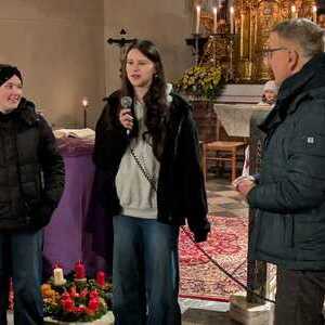 1.Advent und Vorstellung der Firmlinge