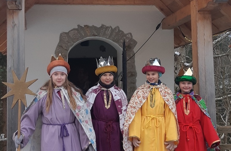 Sternsingeraktion 2022 / Verena Krenn, Inge Haunold, Bettina Pfeiler Pfarre Landl